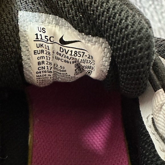 Nike Air Max 90 Toggle SE Kids 11.5c Casual Shoes DV1858 100 - Picture 13 of 13